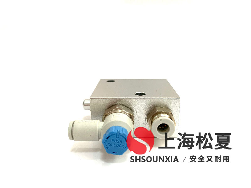 磷礦漿用可扭曲防震伸縮節DN350